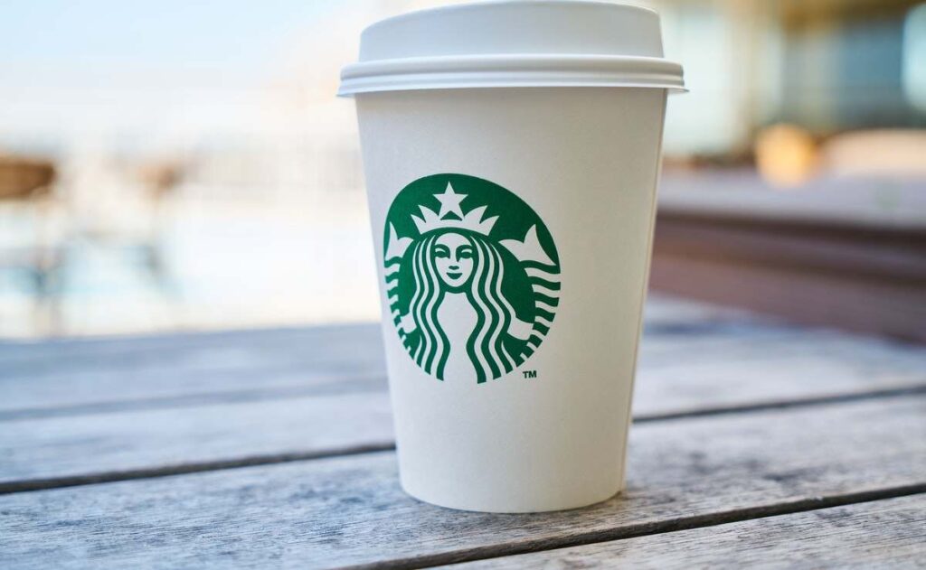 ¿Cuáles son las franquicias más rentables para invertir? 1 franquicia starbucks