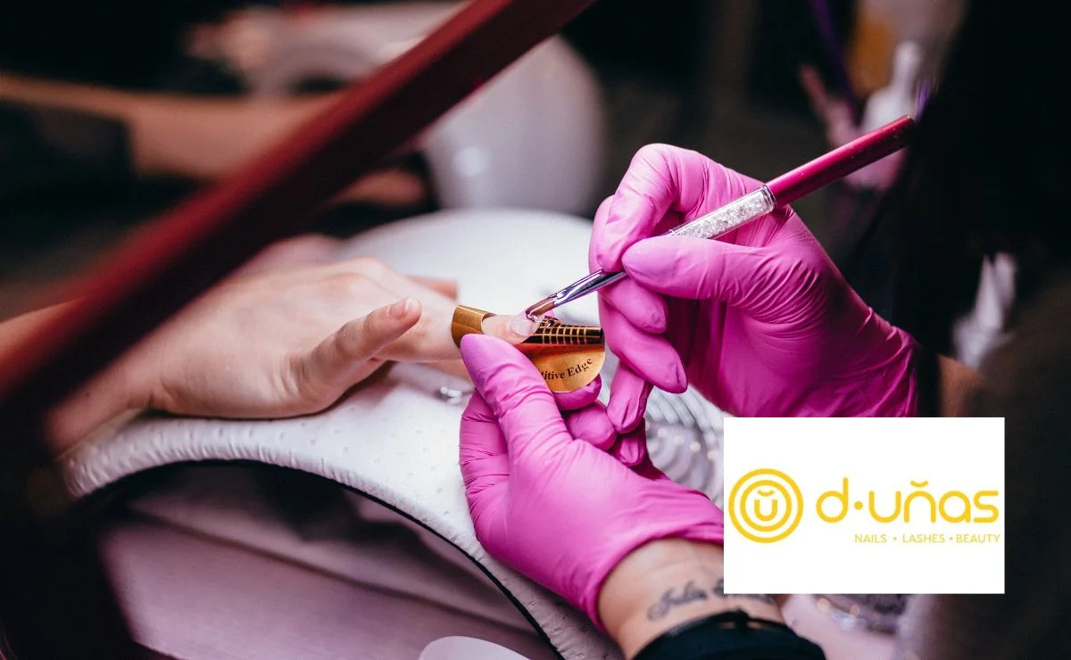 Servicios Especializados 16 Franquicia d-uñas Innovación, Calidad y Rentabilidad en Estética